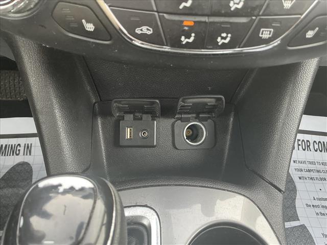 2018 Chevrolet Cruze LT Auto:C25123B