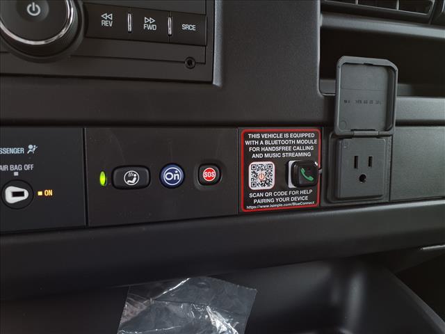 2025 Chevrolet Express 2500:C25127