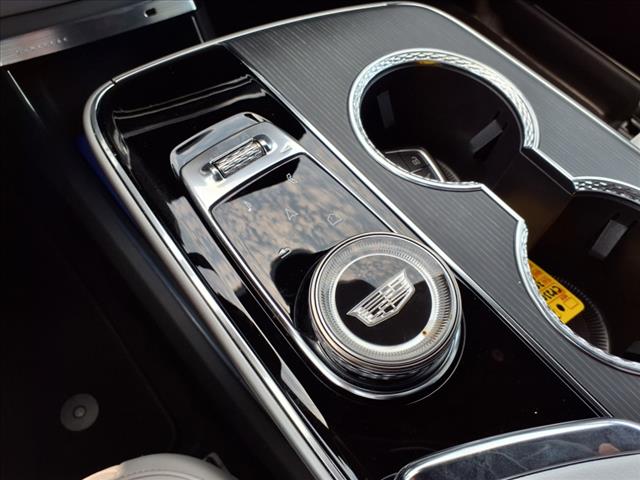 2025 Cadillac LYRIQ Sport 2:CP2307