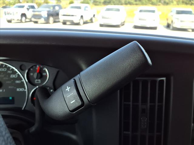 2025 Chevrolet Express 3500:C25129