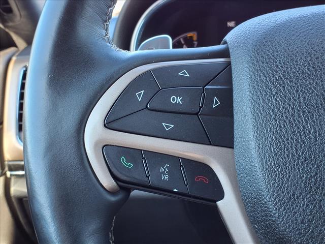 2017 Jeep Grand Cherokee Limited:CP2303A1