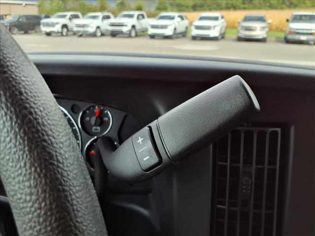 2025 Chevrolet Express 2500:C25130