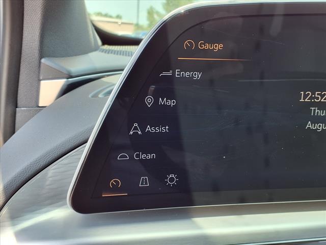 2025 Cadillac LYRIQ Sport 2:CP2307