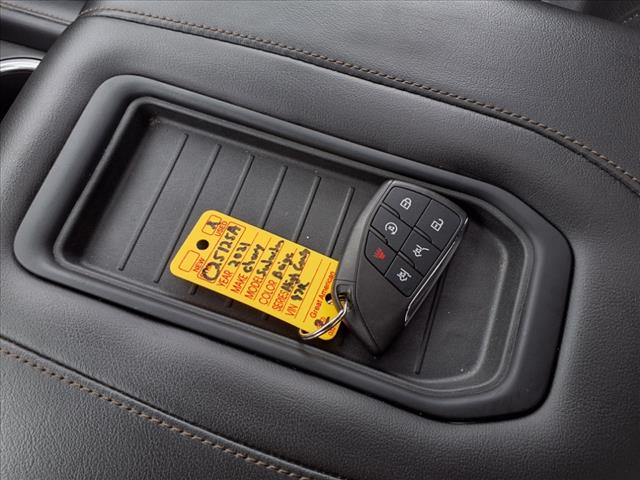 2021 Chevrolet Suburban High Country photo 25