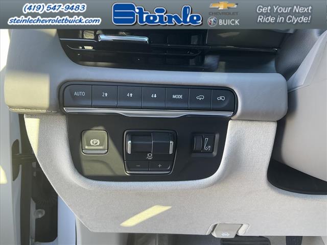 2024 Cadillac Escalade Premium Luxury Platinum:C25038A