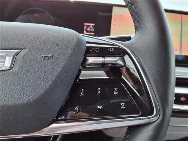 2025 Cadillac LYRIQ Sport 2:CP2307