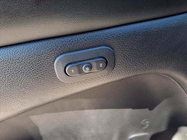 2017 Jeep Grand Cherokee Limited:CP2303A1