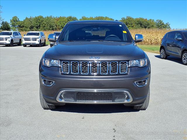 2017 Jeep Grand Cherokee Limited:CP2303A1