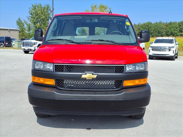2025 Chevrolet Express 3500:C25129