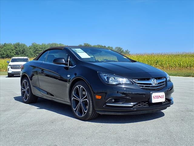 2018 Buick Cascada Premium photo 2