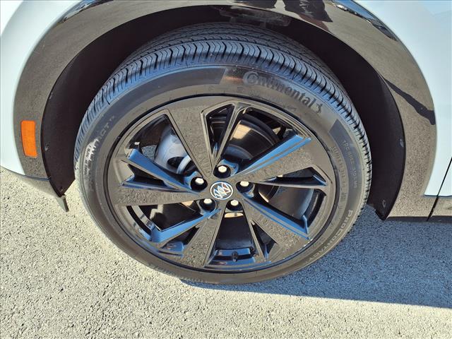 2023 Buick Envision Preferred:CP2323