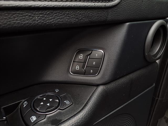 2020 Ford Expedition XLT:CP2325