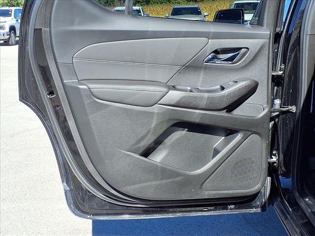 Photo of 2023 Chevrolet Traverse LT Cloth in Clyde, OH - 34,  2023 Chevrolet Traverse LT Cloth:CP2318