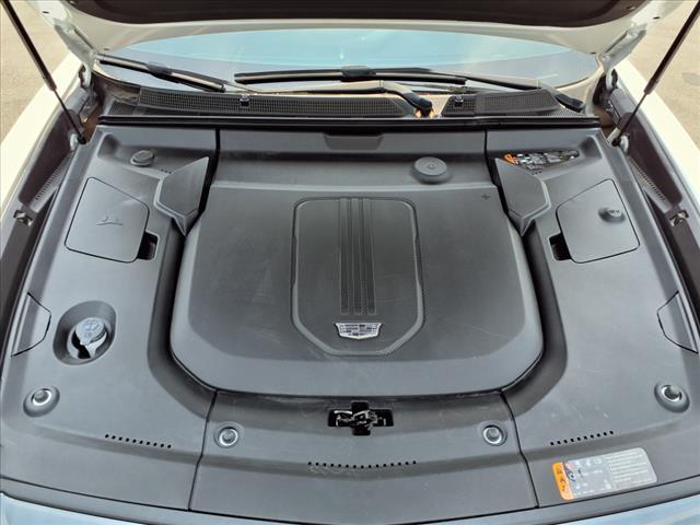 2024 Cadillac LYRIQ Sport 1:CP2289