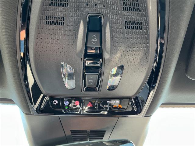 2024 Cadillac Lyriq Luxury photo 33