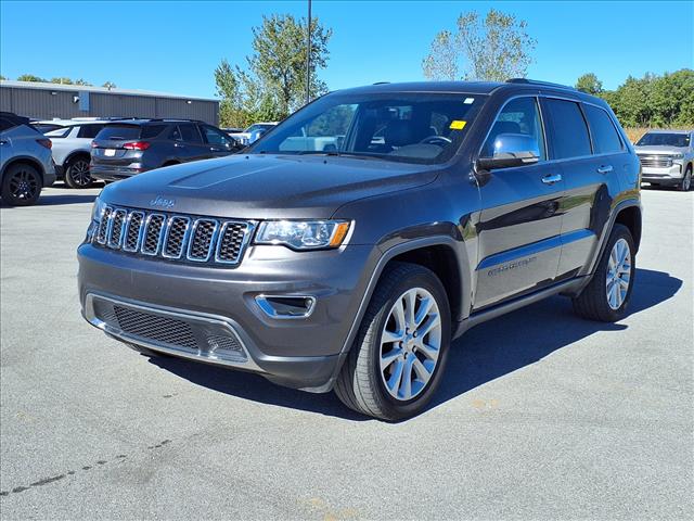 2017 Jeep Grand Cherokee Limited:CP2303A1