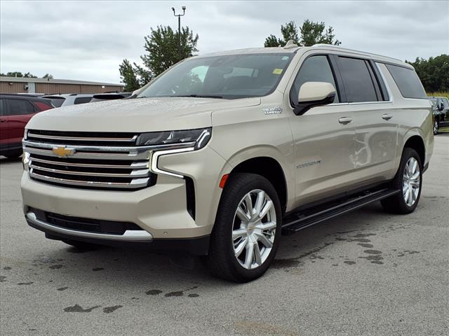 2021 Chevrolet Suburban High Country photo 3