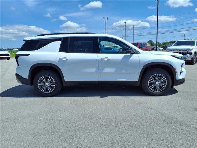 2025 Chevrolet Traverse photo 3