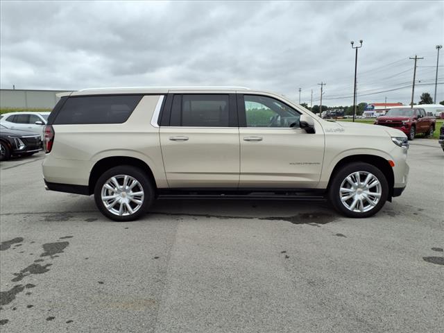 2021 Chevrolet Suburban High Country photo 4