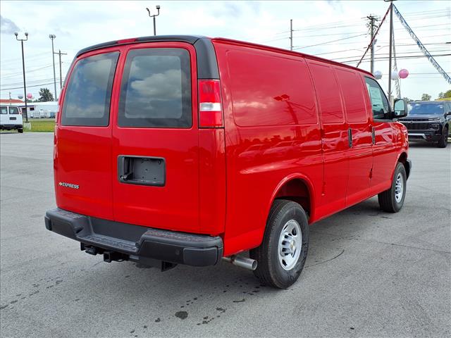 2025 Chevrolet Express 2500:C25127