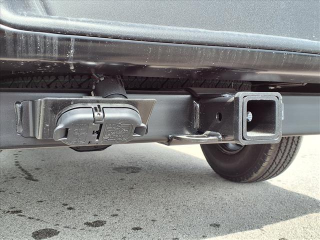 2025 Chevrolet Express 3500:C25128