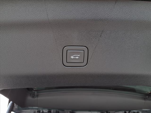 2026 Chevrolet Suburban Z71:C26008