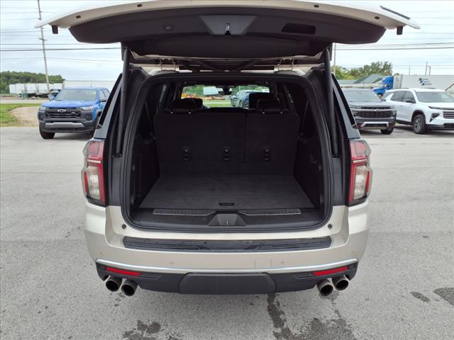 2021 Chevrolet Suburban High Country photo 9