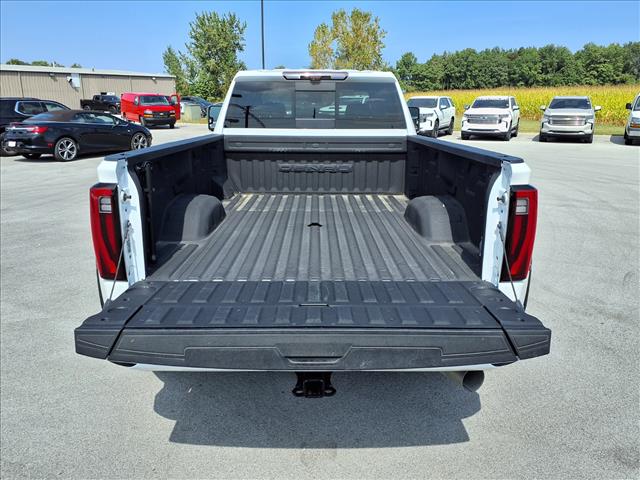 2024 GMC Sierra 3500HD Denali:CP2311