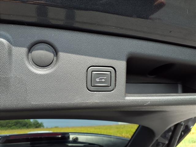 2022 Chevrolet Equinox Premier:C26004A