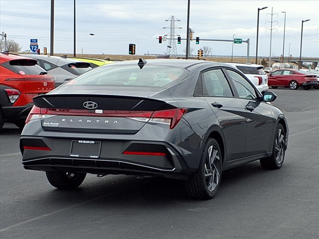 2025 Hyundai ELANTRA SEL Sport