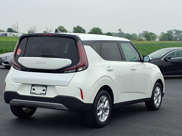 2024 Kia Soul LX