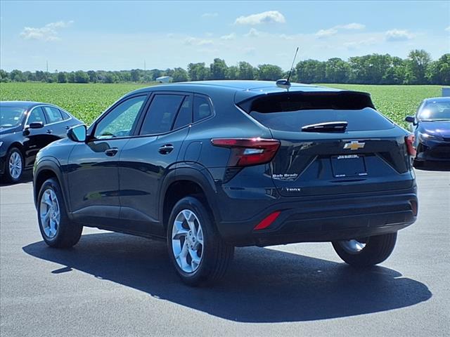 2025 Chevrolet Trax LS