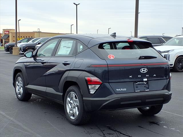 2025 Hyundai KONA SE