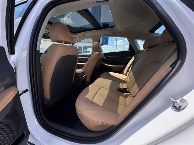2025 Hyundai SONATA Hybrid Limited