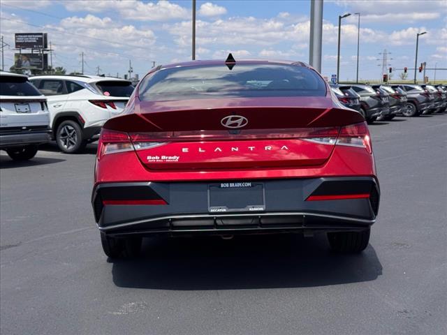 2025 Hyundai ELANTRA SEL Convenience