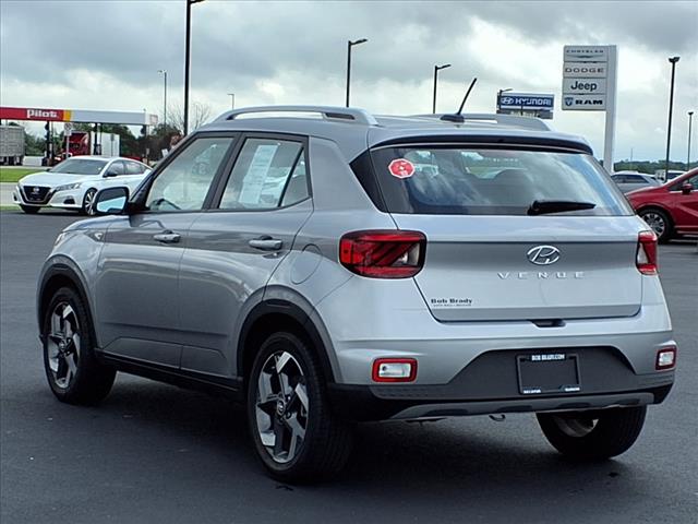 2024 Hyundai VENUE SEL