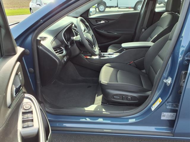 2024 Chevrolet Malibu LT w/1LT