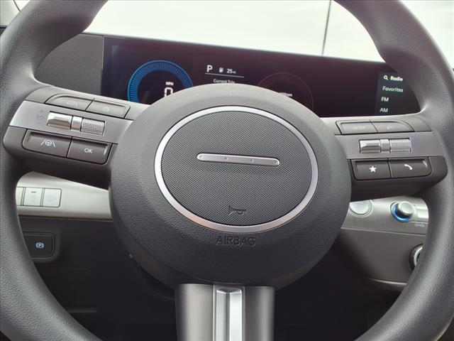 2025 Hyundai KONA SE
