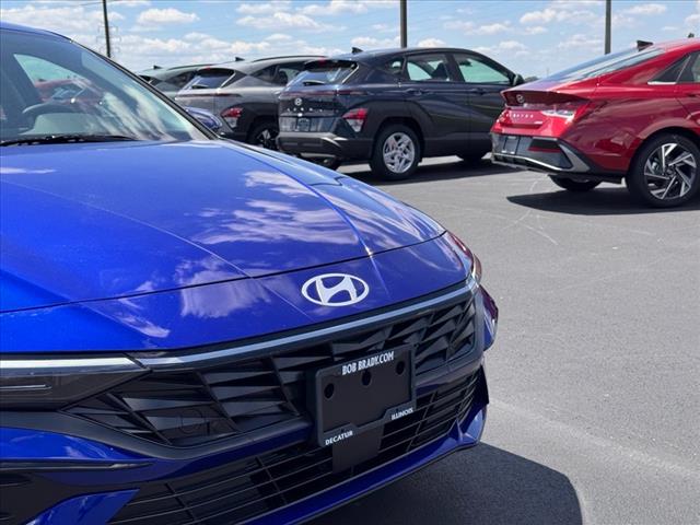 2025 Hyundai ELANTRA Hybrid Limited