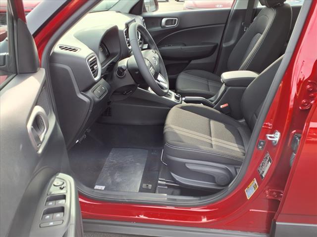2025 Hyundai VENUE SEL