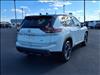 2025 Nissan Rogue SL - thumbnail 17