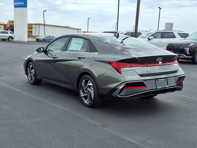 2025 Hyundai ELANTRA SEL Convenience