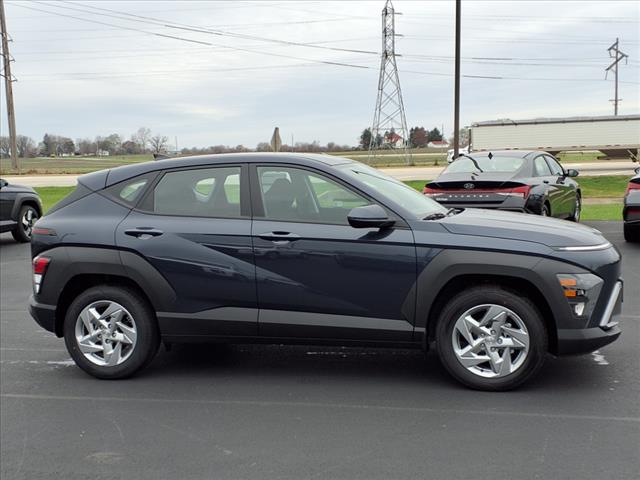 2025 Hyundai KONA SE