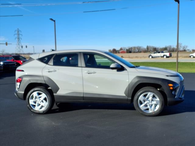 2025 Hyundai KONA SE