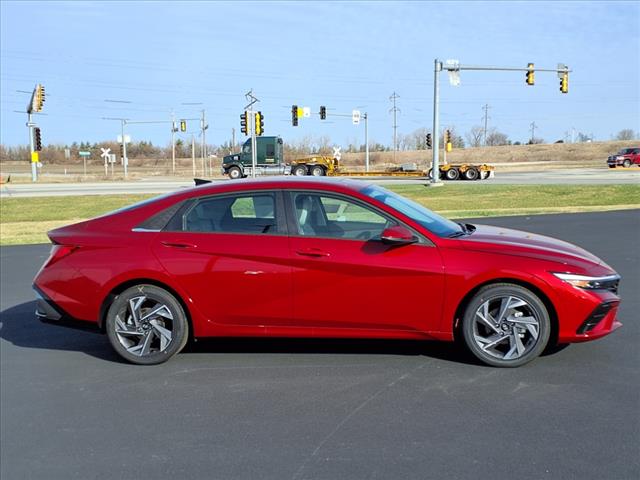 2025 Hyundai ELANTRA Limited