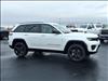 2025 Jeep Grand Cherokee Laredo - thumbnail 2