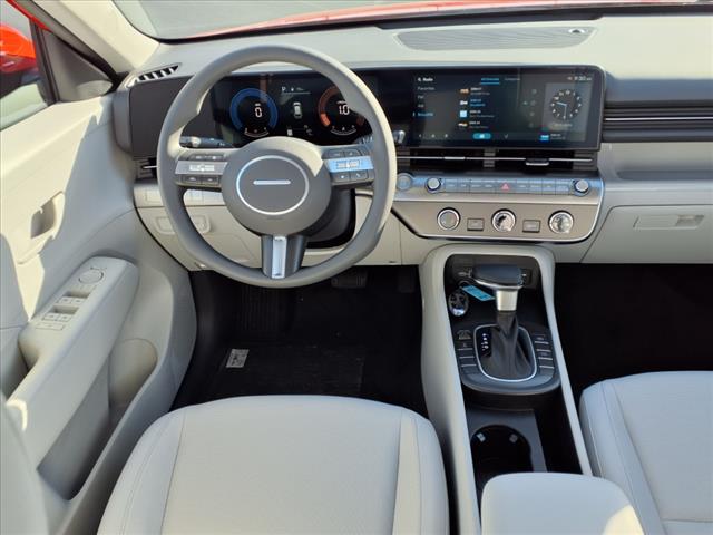 2025 Hyundai KONA SE