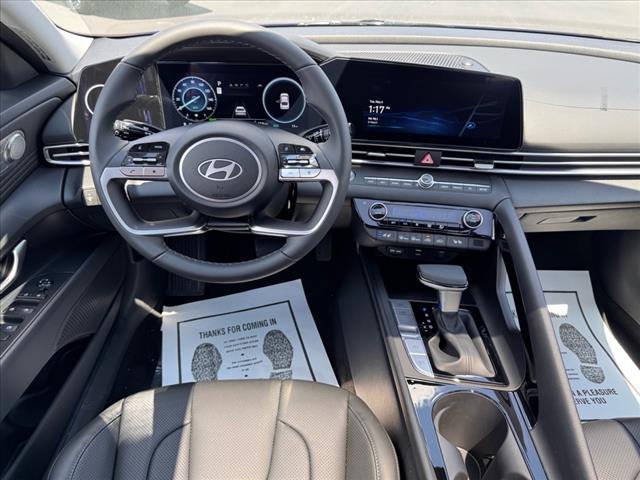 2025 Hyundai ELANTRA Hybrid Limited