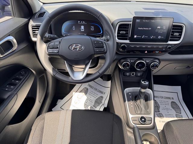 2025 Hyundai VENUE SEL