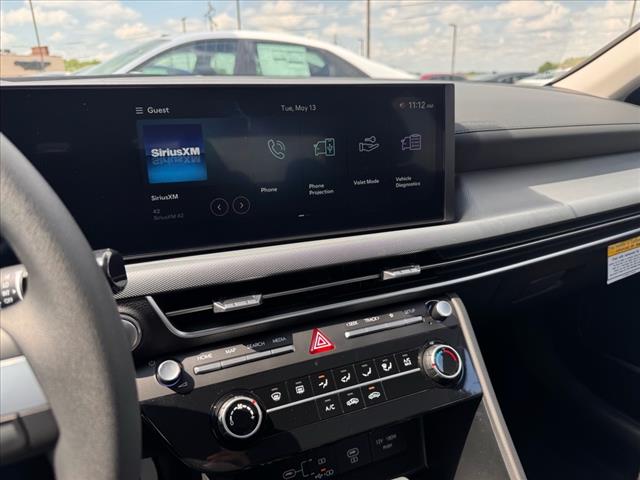 2025 Hyundai SONATA SE